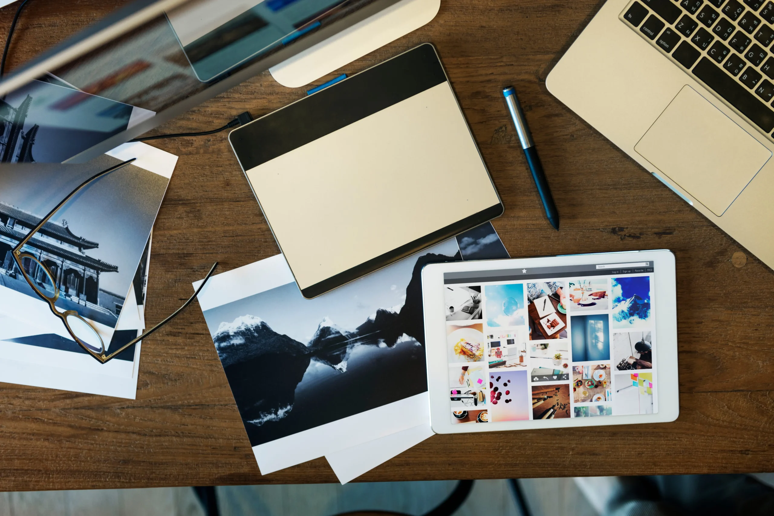 How to Create a Portfolio That Gets You Clients in 2026